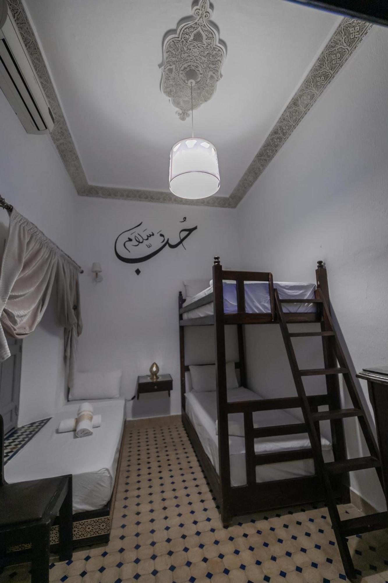 Riad Nayum Fès Exteriör bild